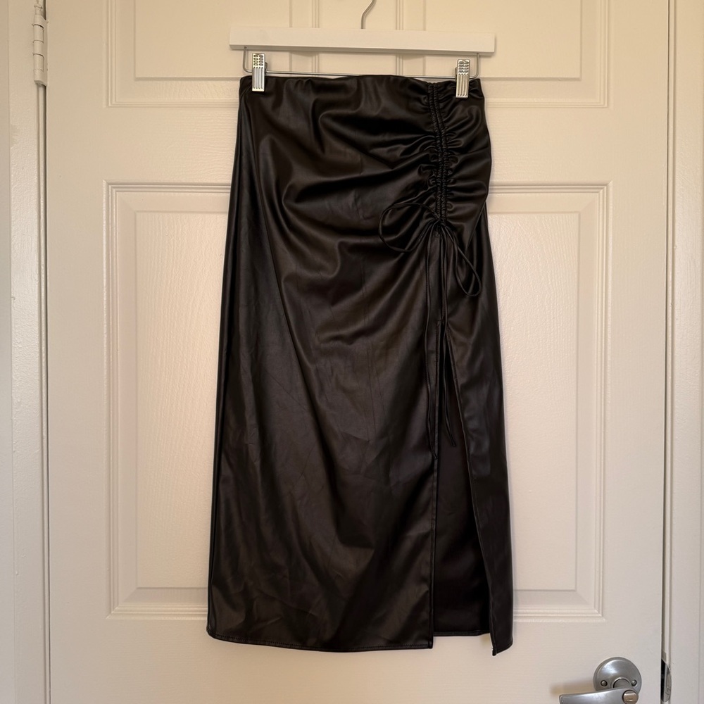 Chic Black Faux Leather Skirt